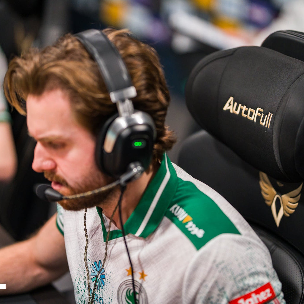 AutoFull M6 Ultra+ 2.0 Shiatsu Massage Gaming Chair [🏆NiKo’s Championship Chair]